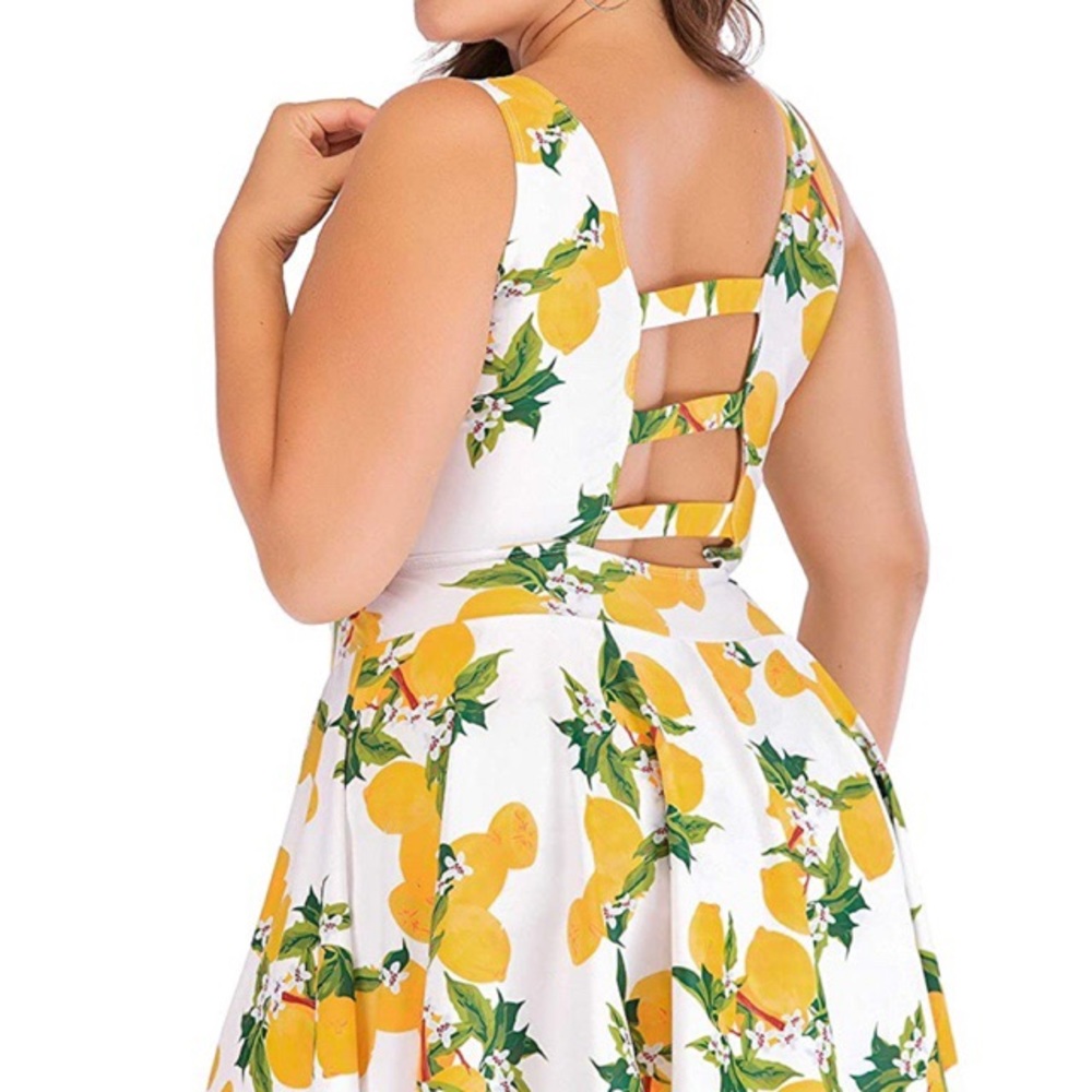NWOT Lemon print swimsuit - Picture 2 of 4
